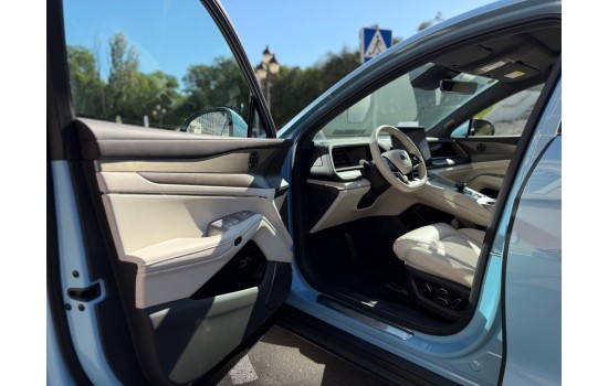 Denza N7, 702km Premium Edition